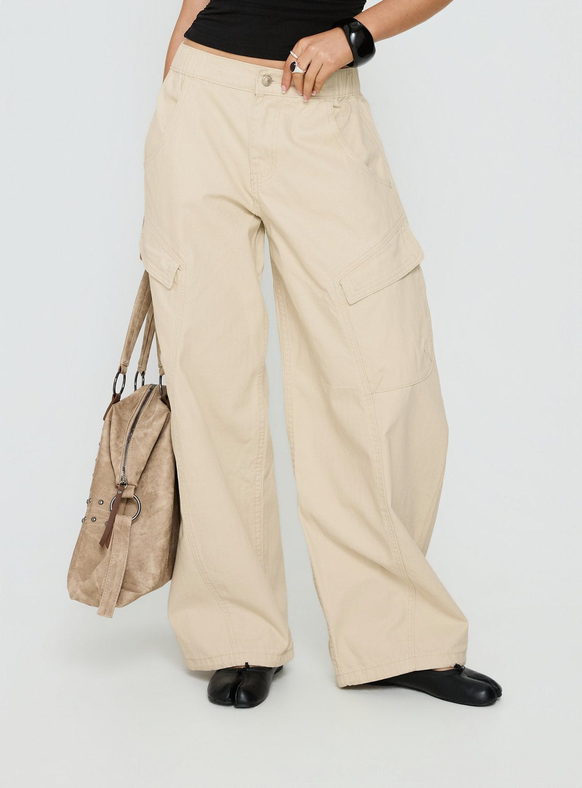Selective Memory Low Rise Wide Leg Cargo Pants Cream