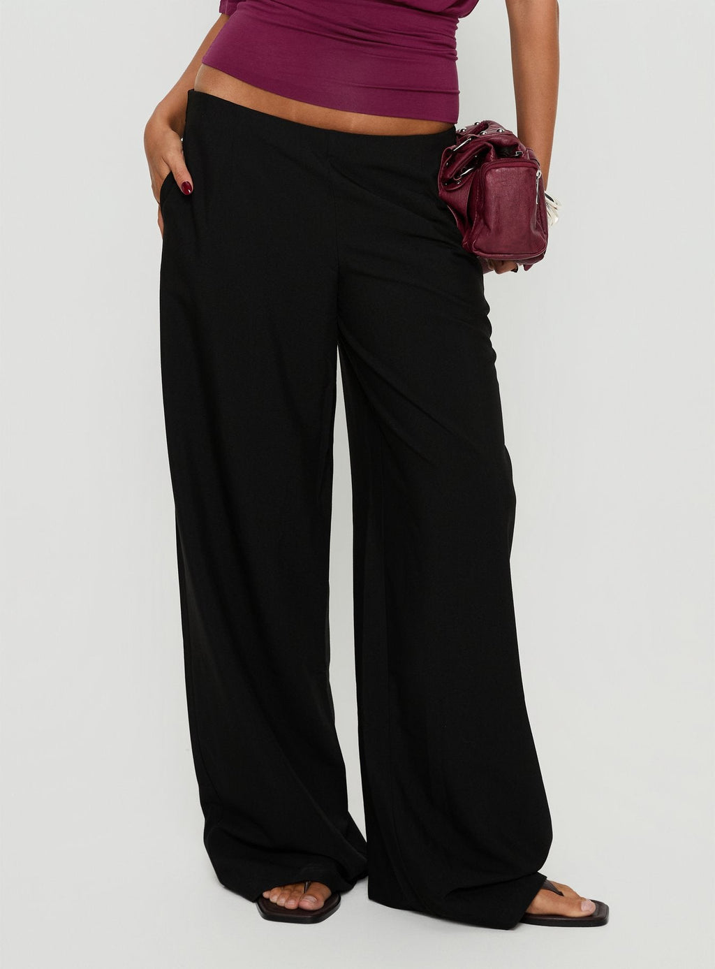 Khane Low Rise Wide Leg Pant Black