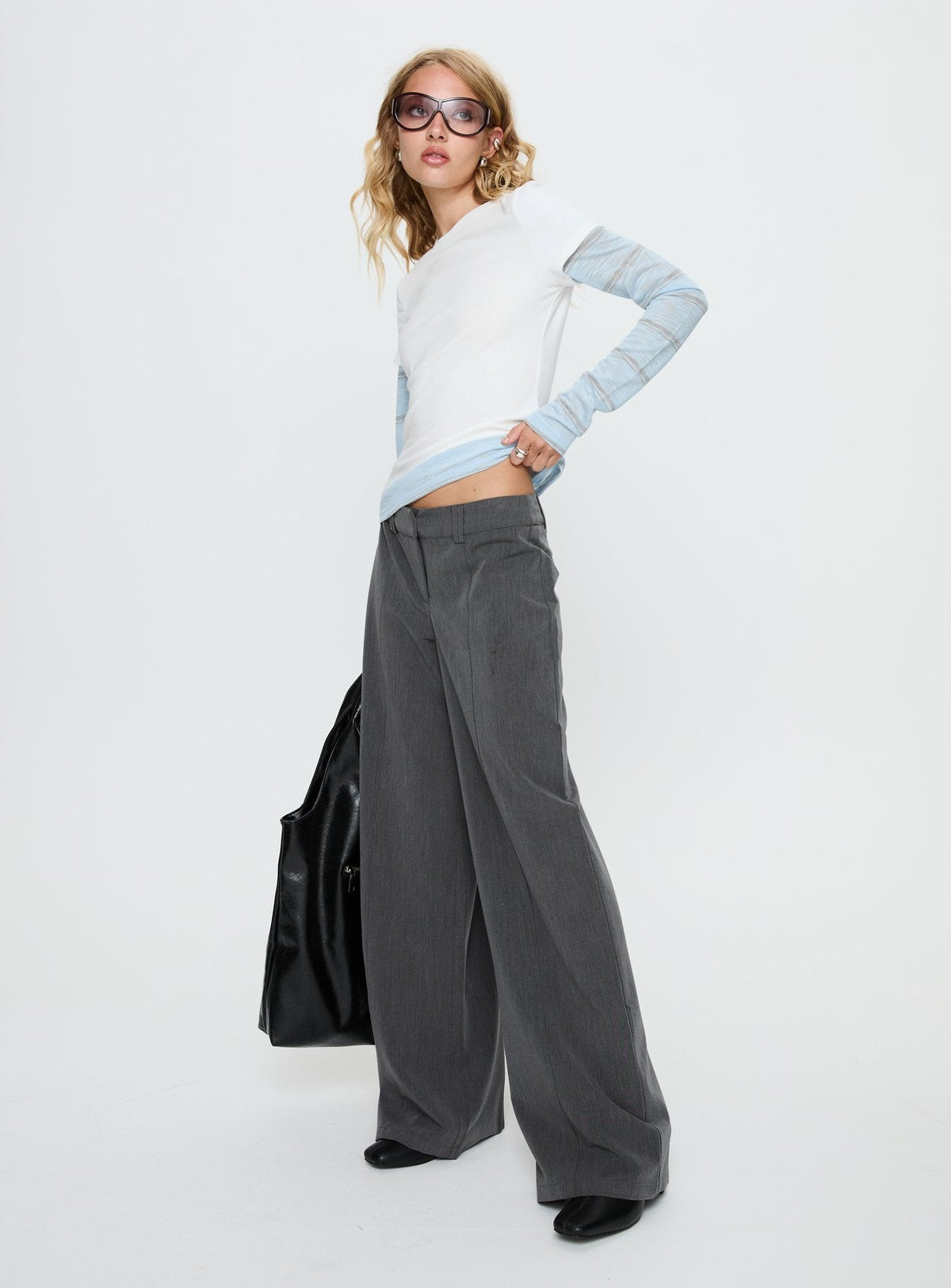 Sarito Low Rise Straight Leg Pants Grey