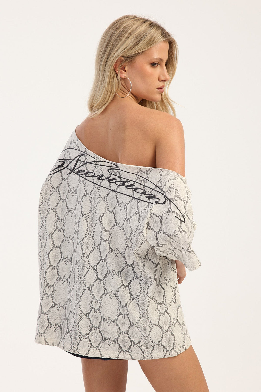 Neovision Deadly Intent Off Shoulder Relaxed Tee Cream Print