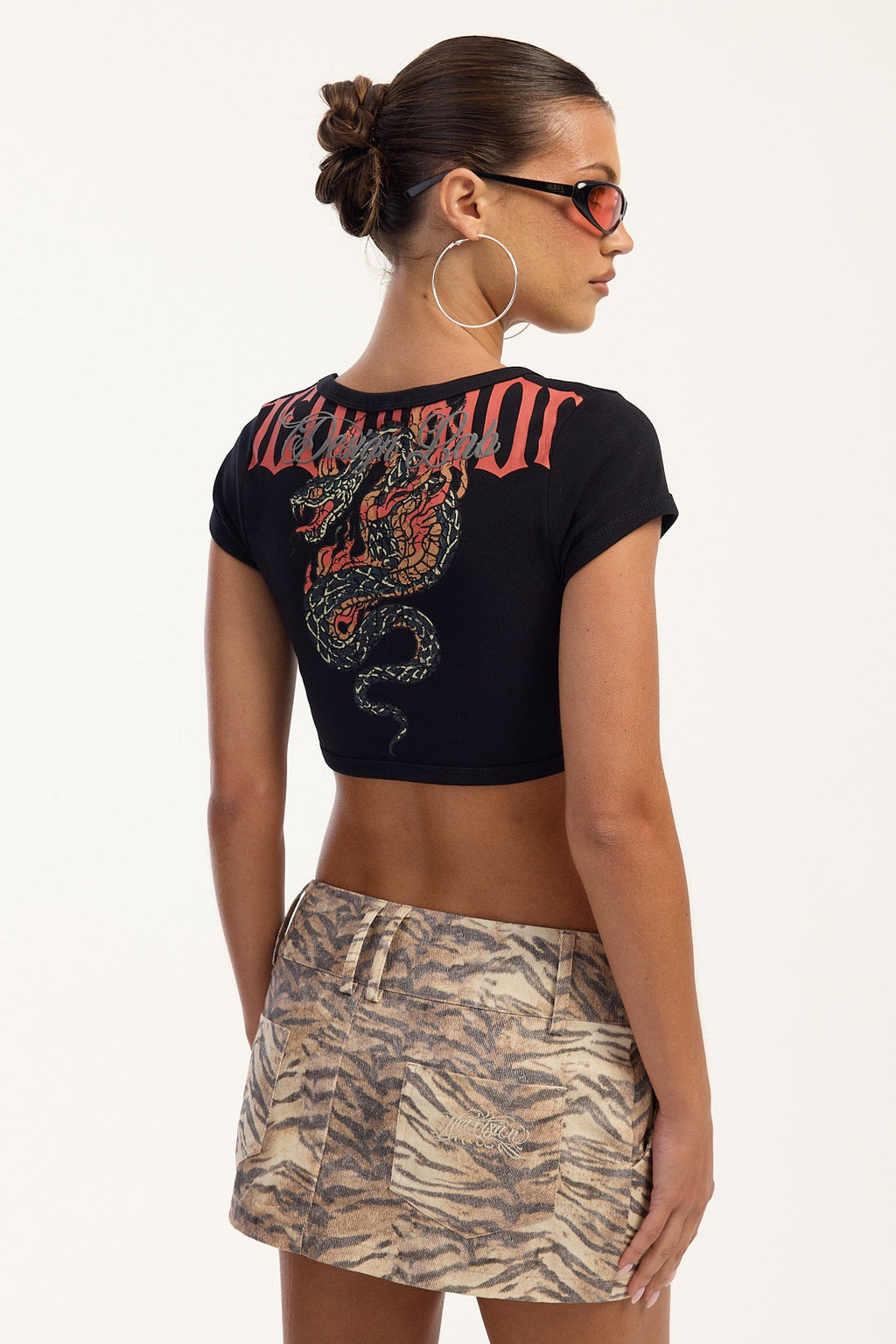 Neovision Snakebite V Neck Cropped Tee Washed Black