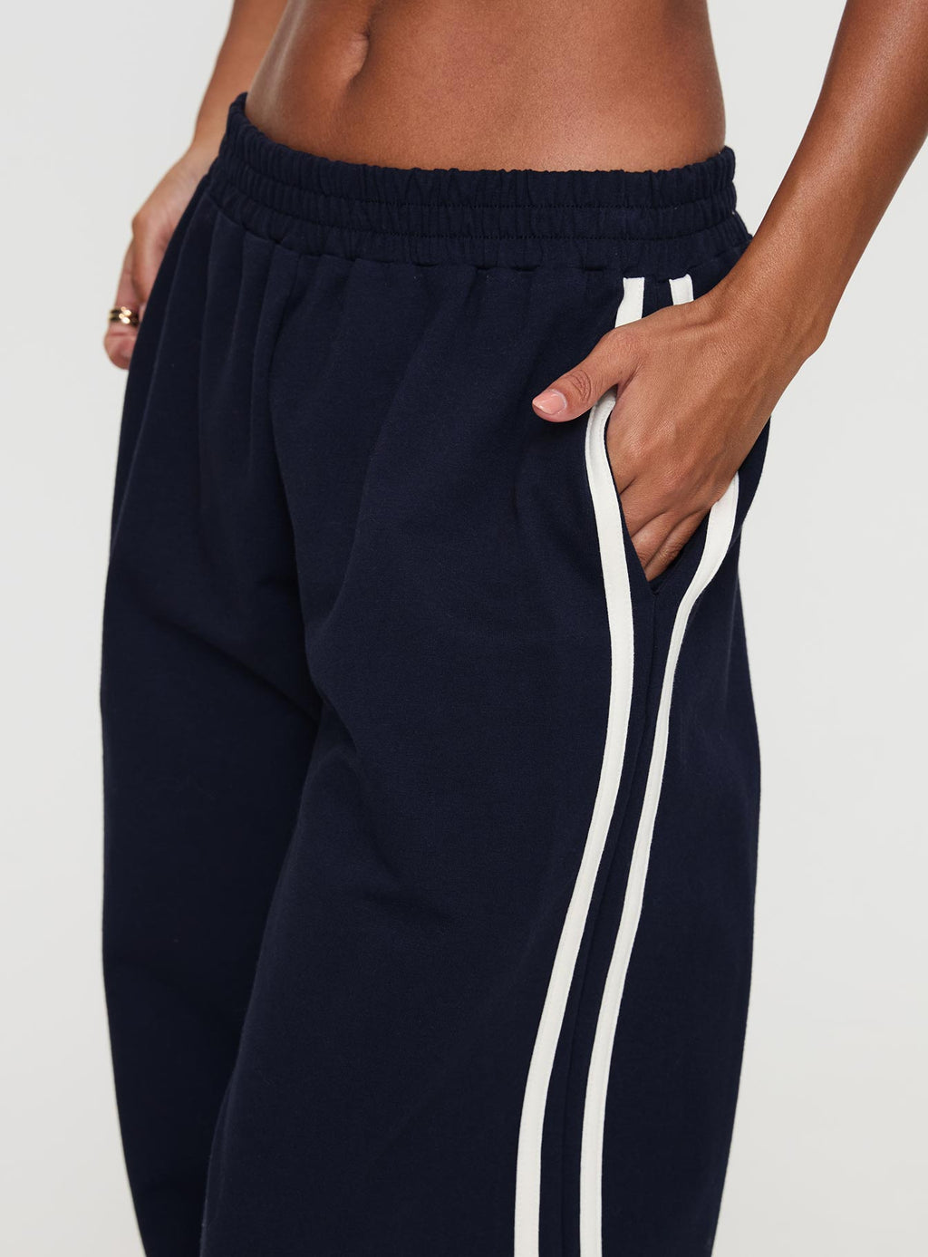 Circuit Sweatpants Navy